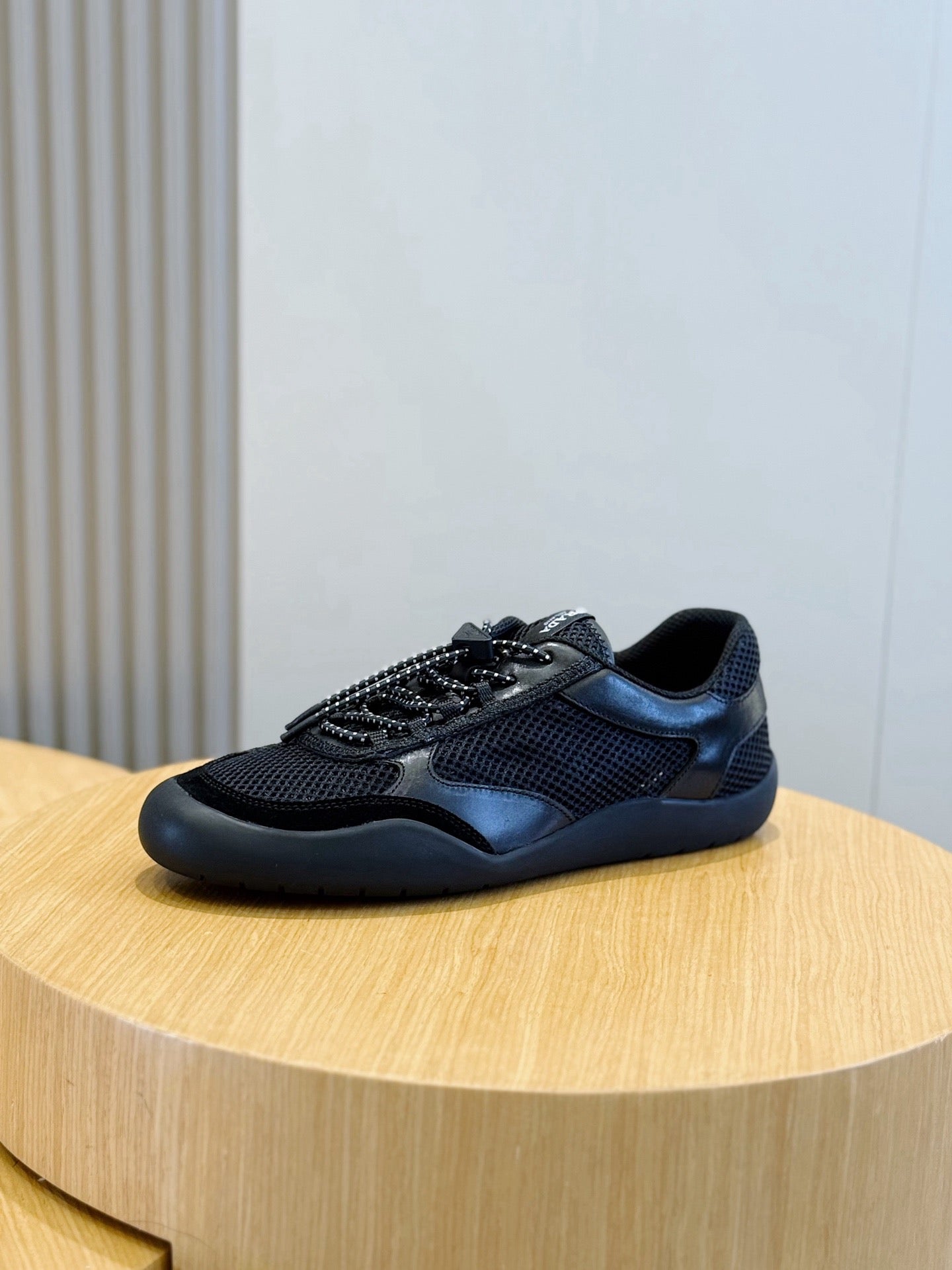 Sneaker 121