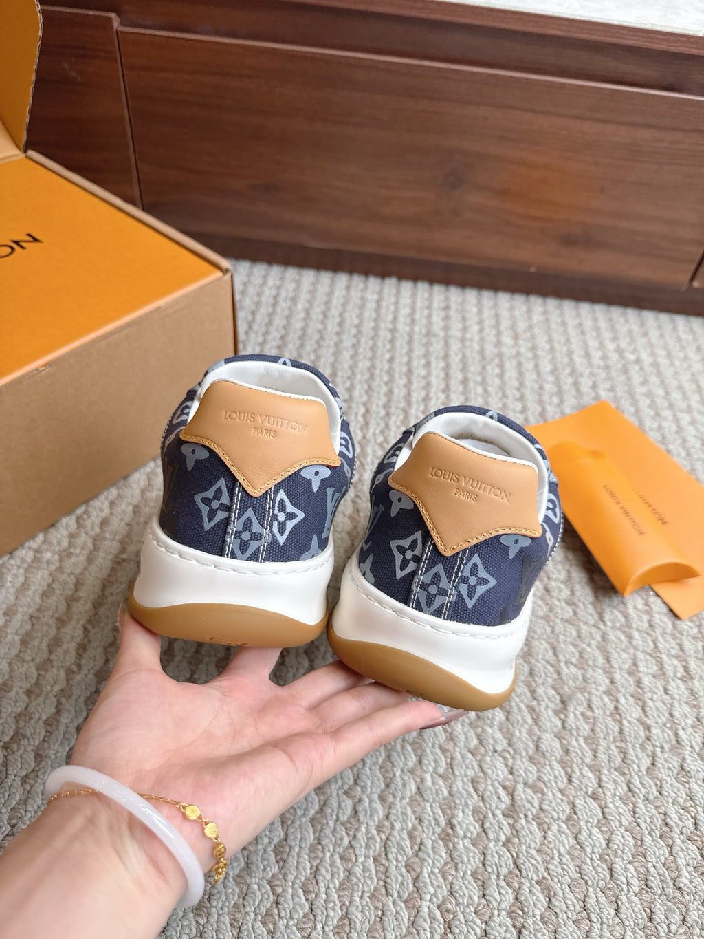 Trainer Sneaker 107