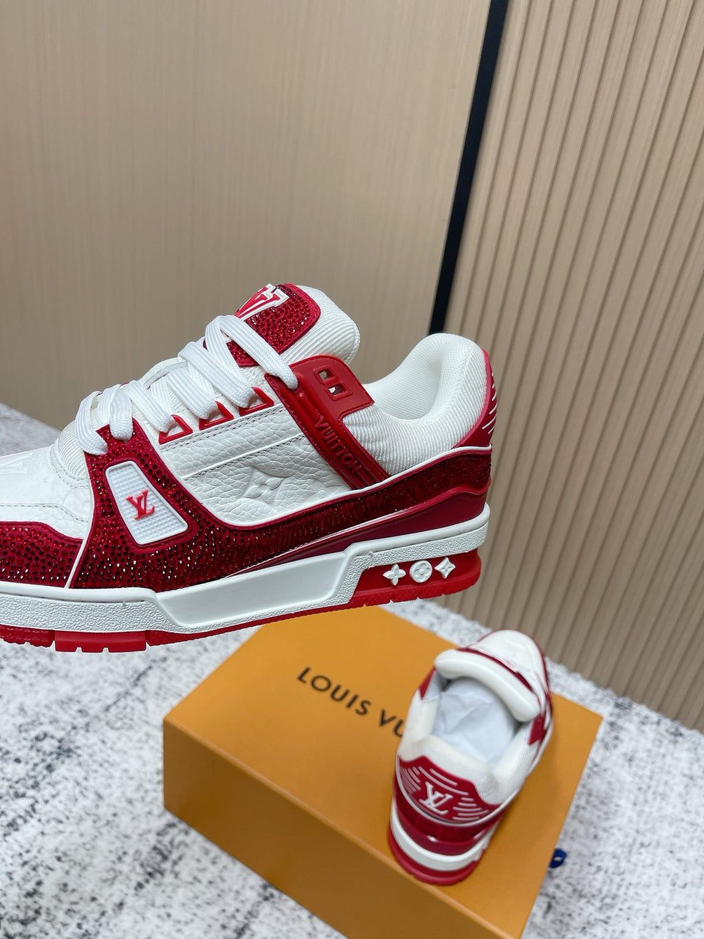 Trainer Sneaker 108