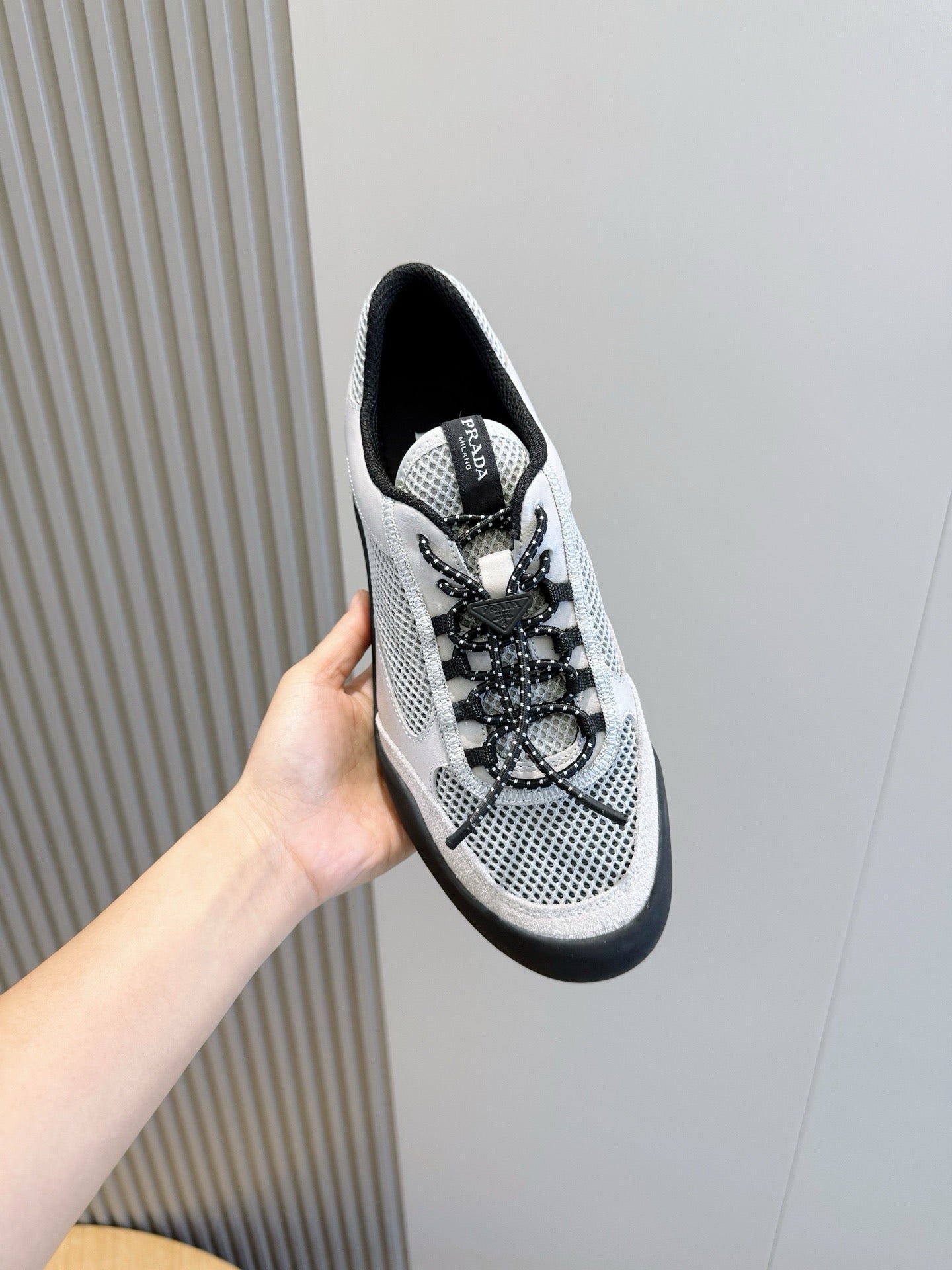 Sneaker 121