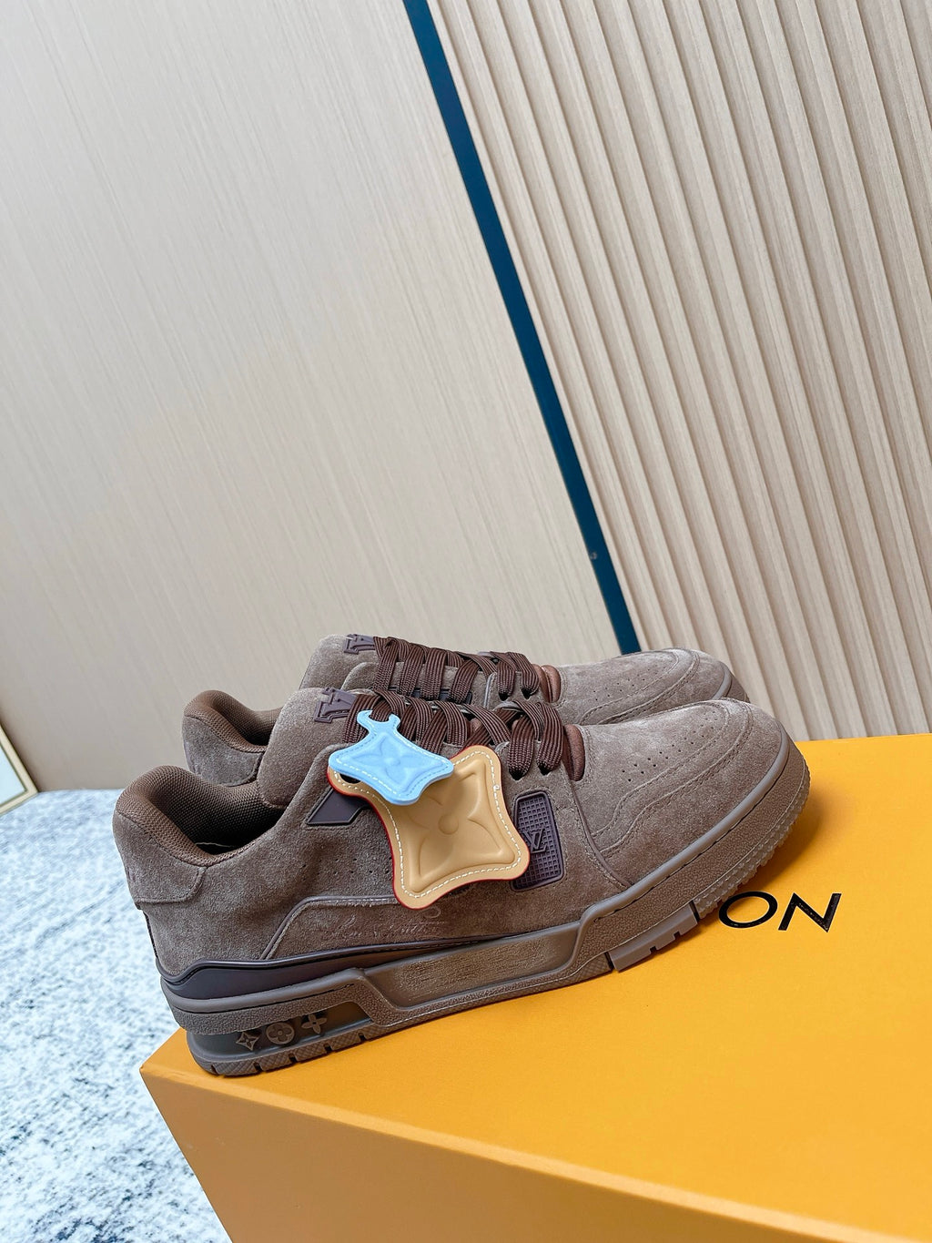 Trainer Sneaker 111
