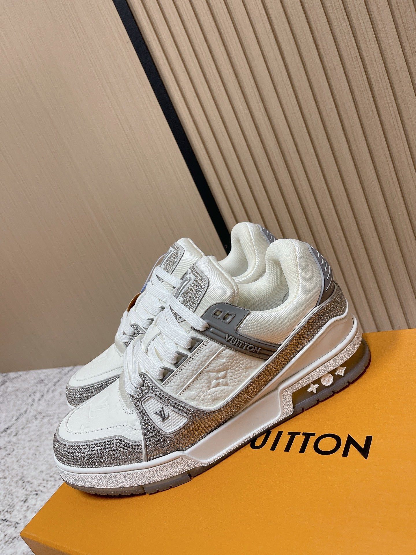 Trainer Sneaker 108
