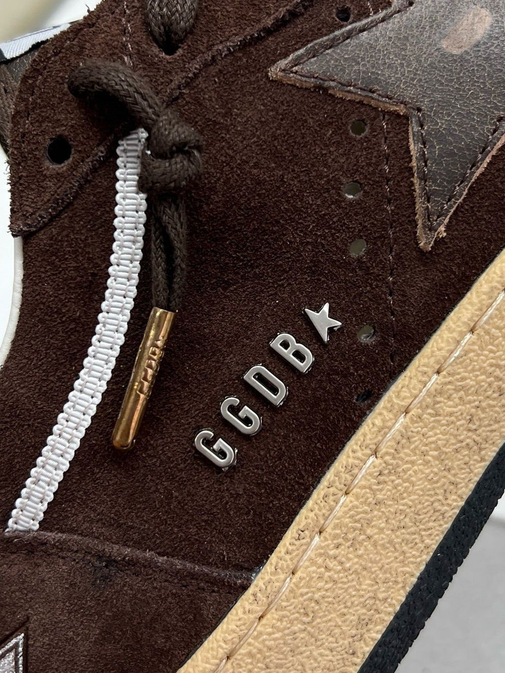 G.G Sneaker 109