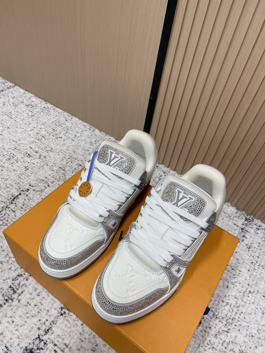 Trainer Sneaker 108