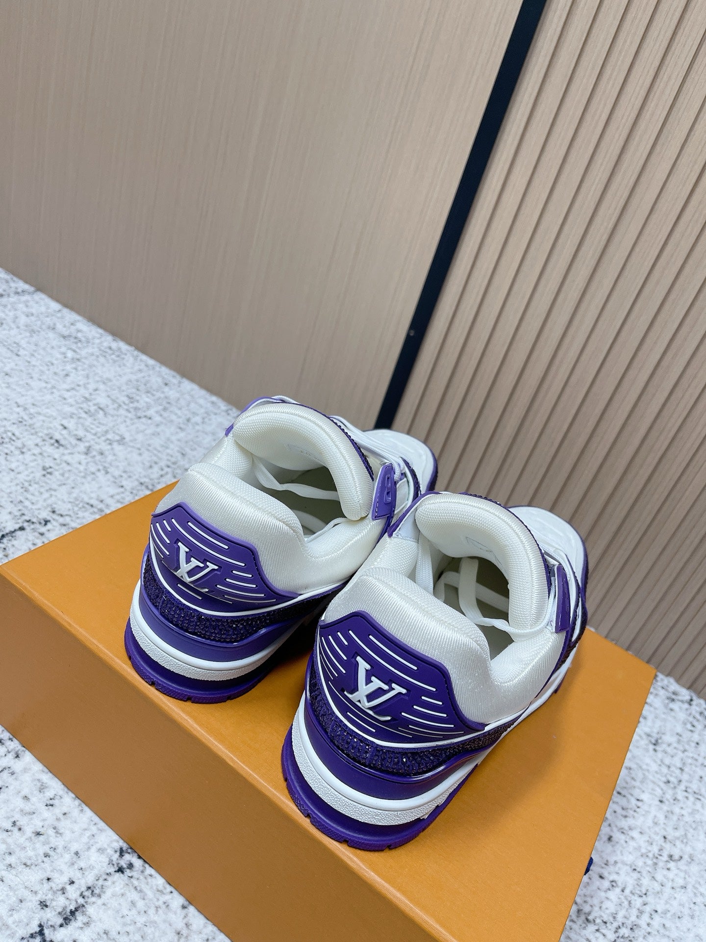 Trainer Sneaker 108