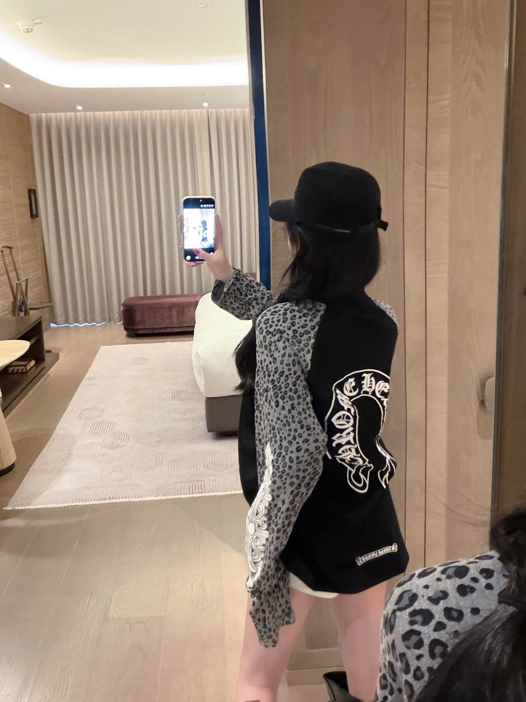 Noir Panther Long Sleeve