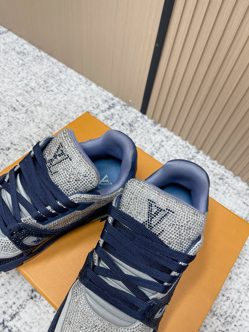 Trainer Sneaker 108