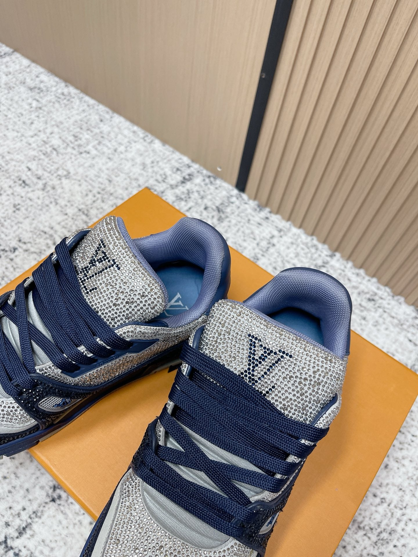 Trainer Sneaker 108