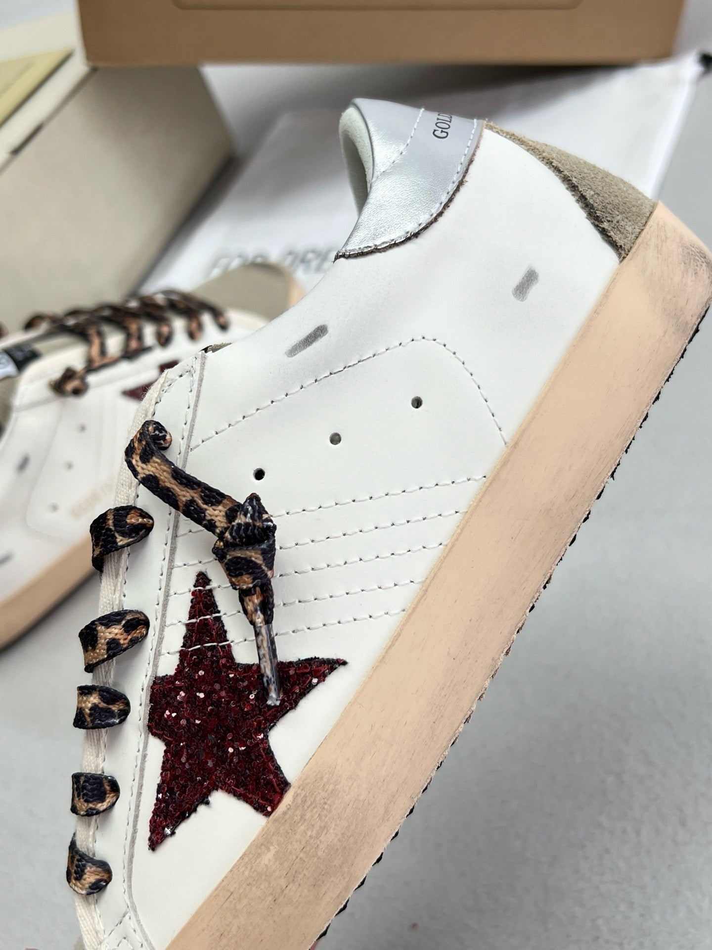 G.G Sneaker 104