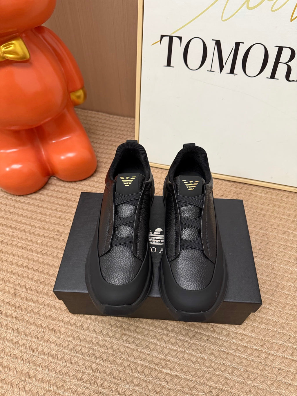 SUEDE TRIPLE STITCH™ MONTE SNEAKERS