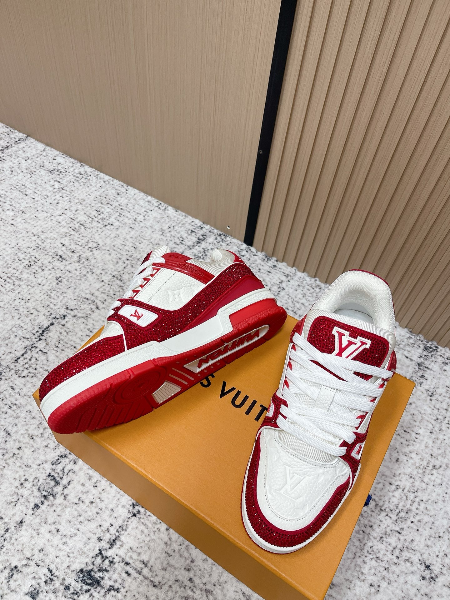 Trainer Sneaker 108