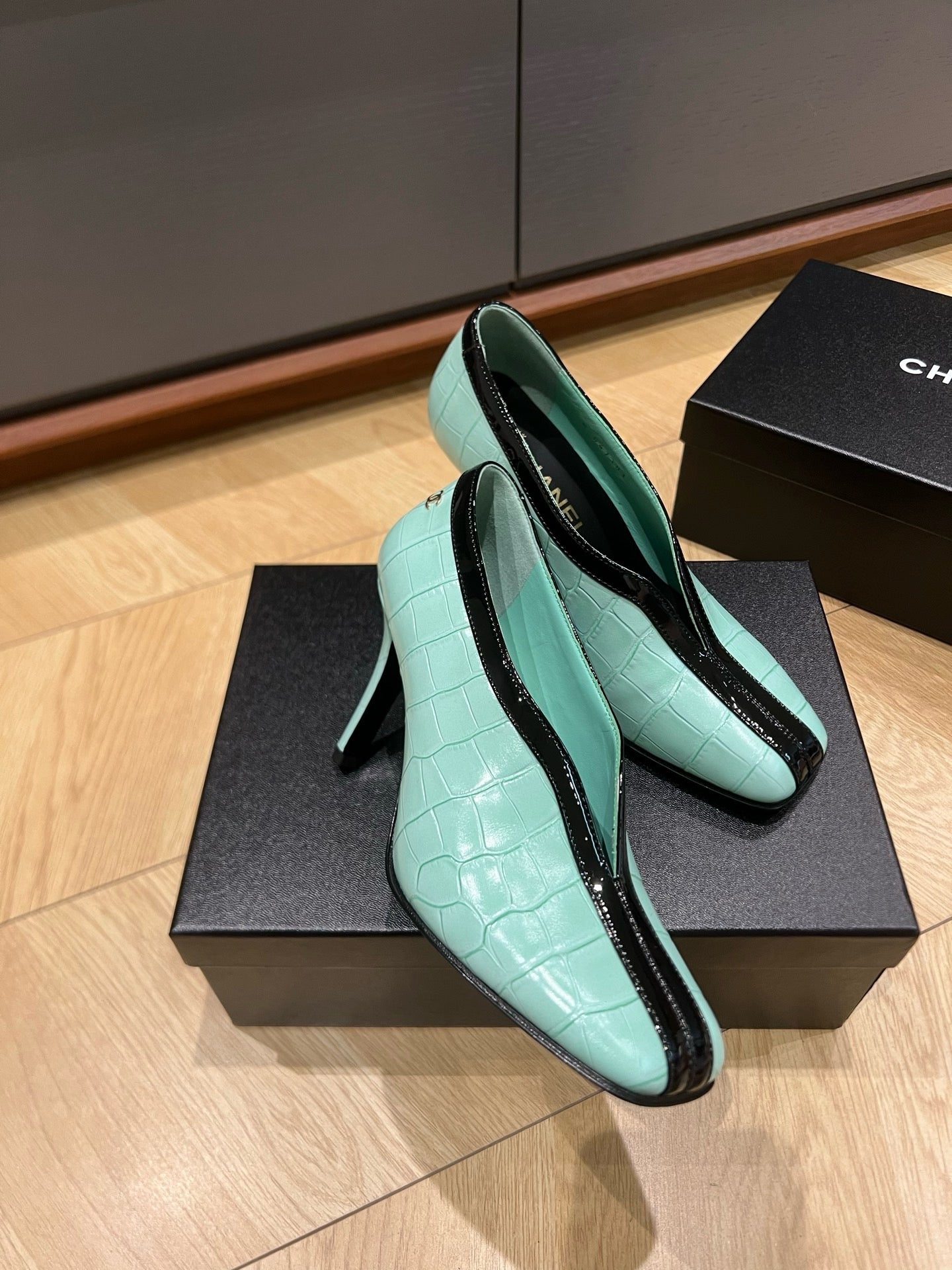 Lambskin & Patent Calfskin