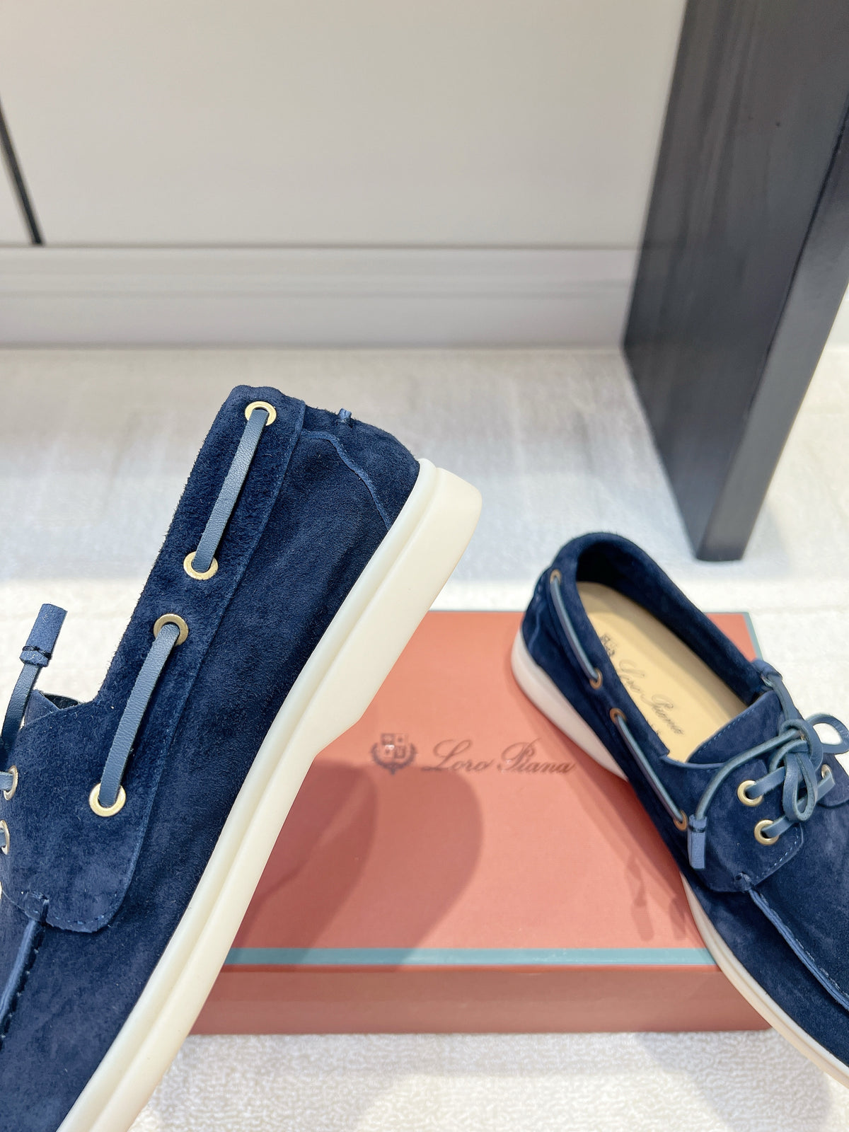 Classic Suede Boat Loafers – Casual Lace-Up Deck Shoes