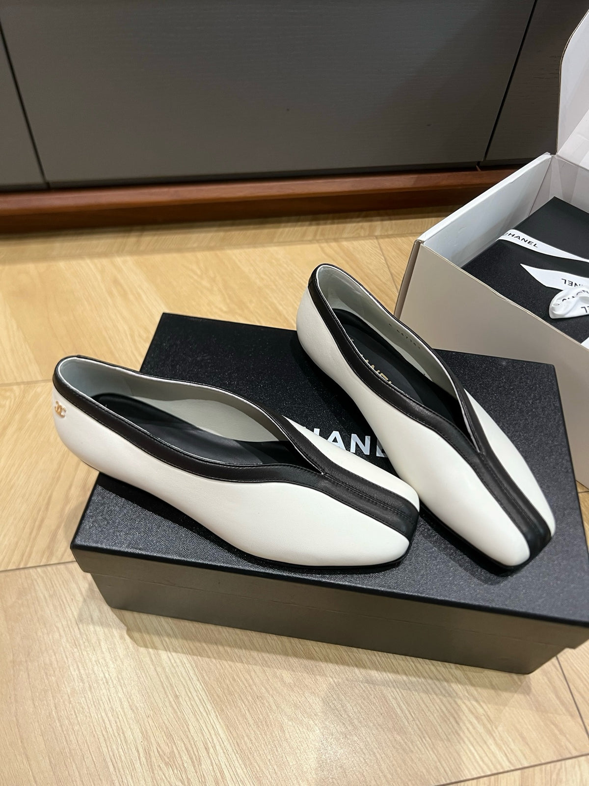 Lambskin & Patent Calfskin