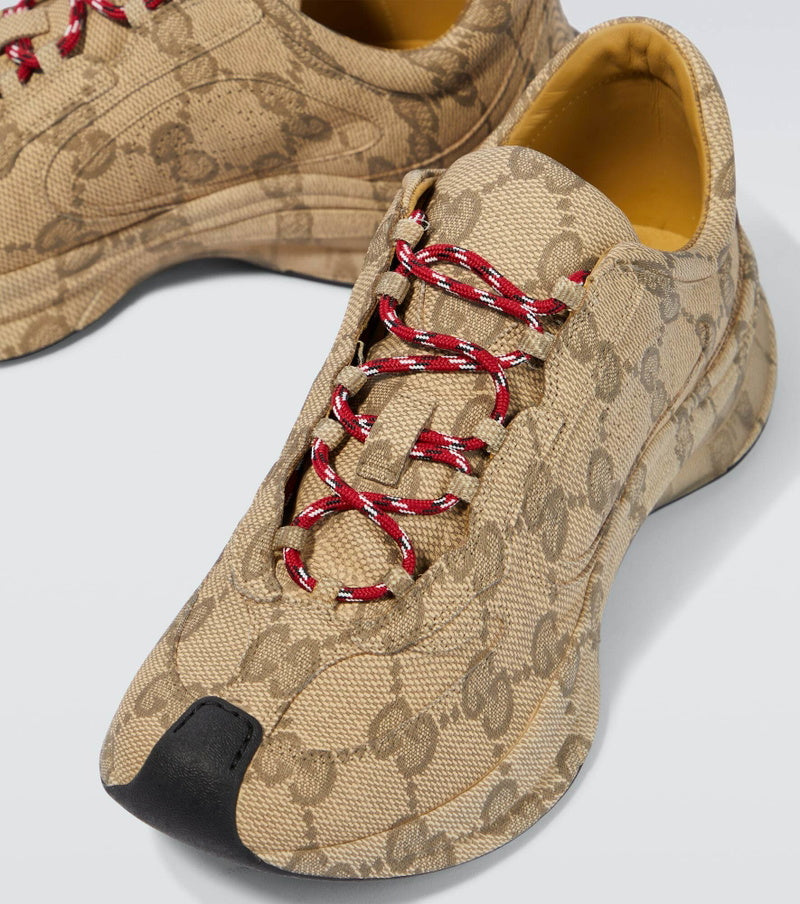 Run leather sneakers