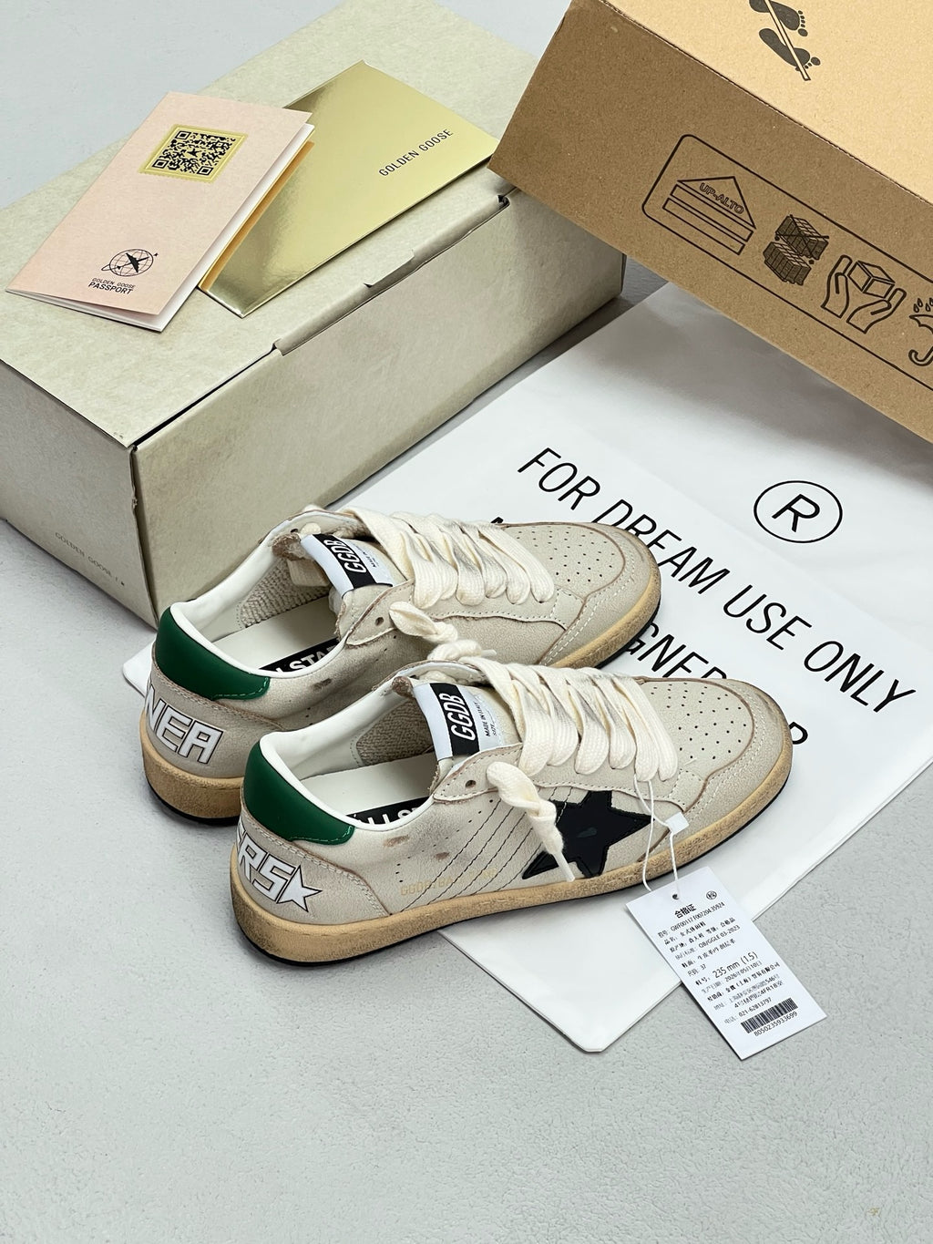 G.G Sneaker 108