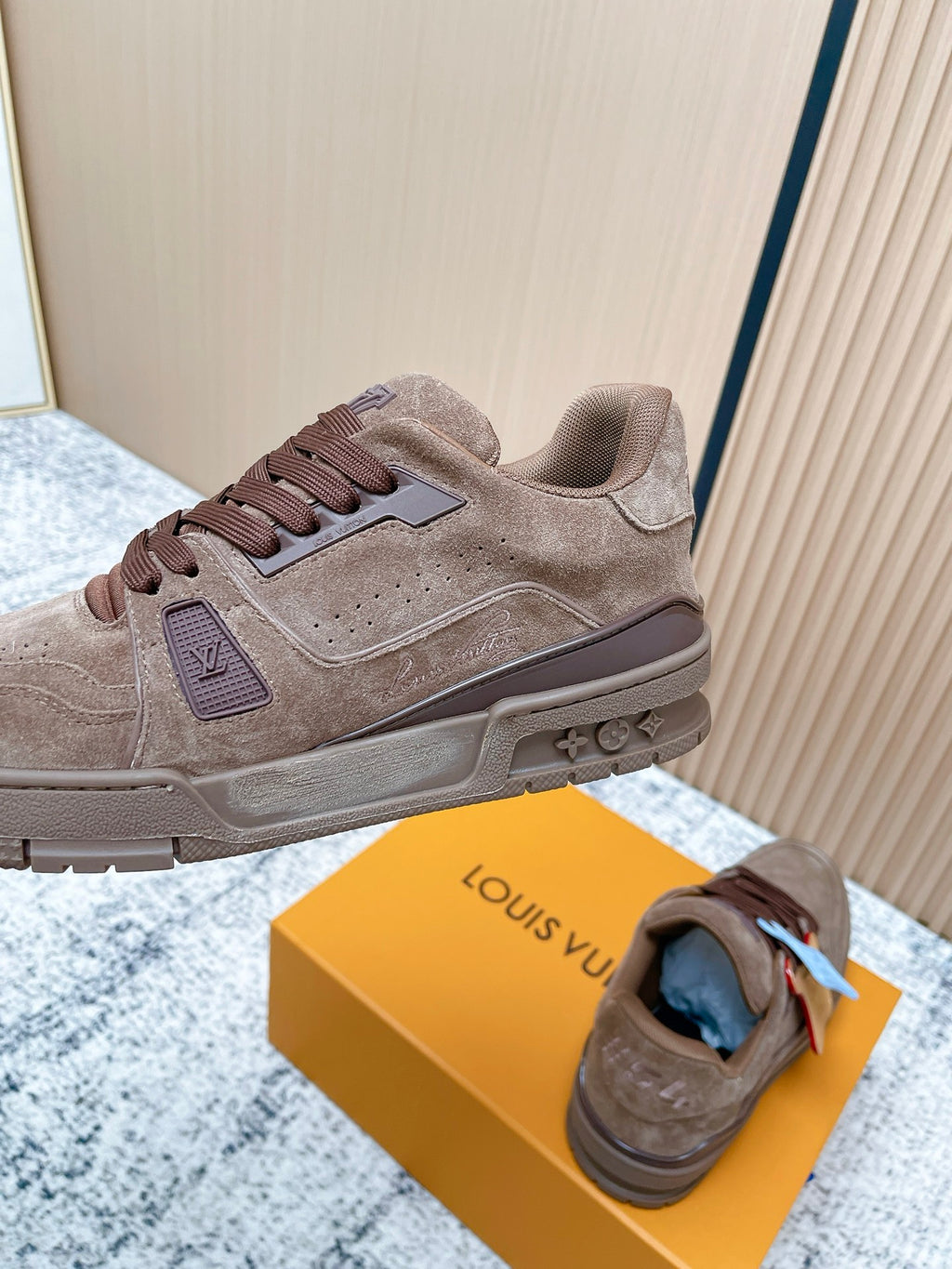 Trainer Sneaker 111