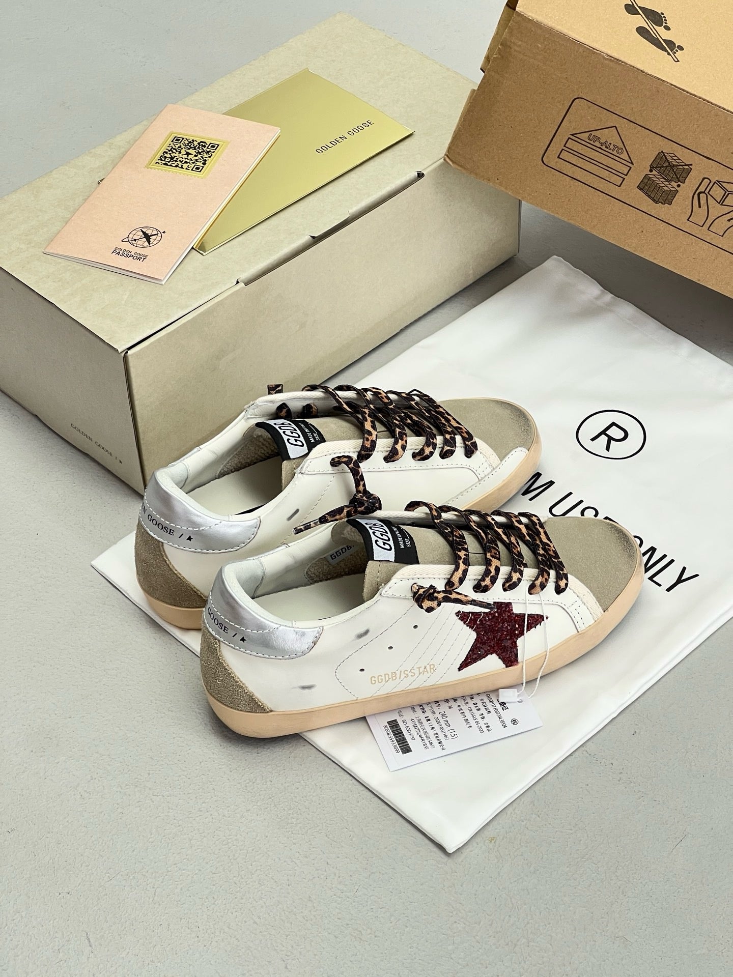 G.G Sneaker 104