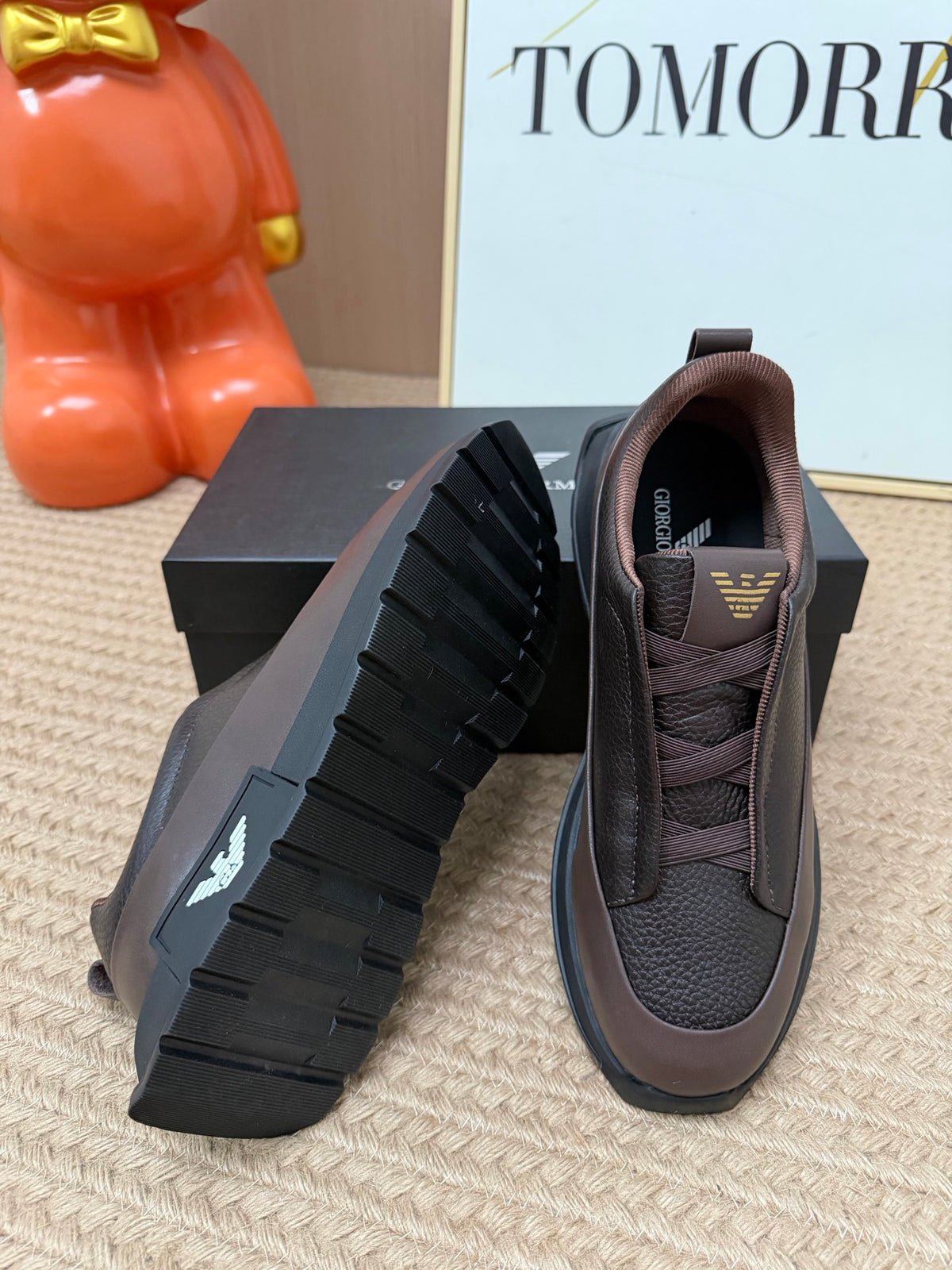 SUEDE TRIPLE STITCH™ MONTE SNEAKERS