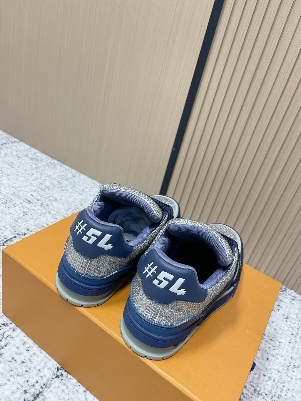 Trainer Sneaker 108