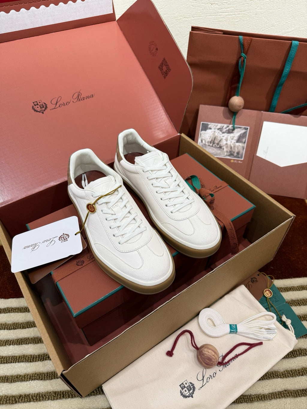 Tennis Walk shoe