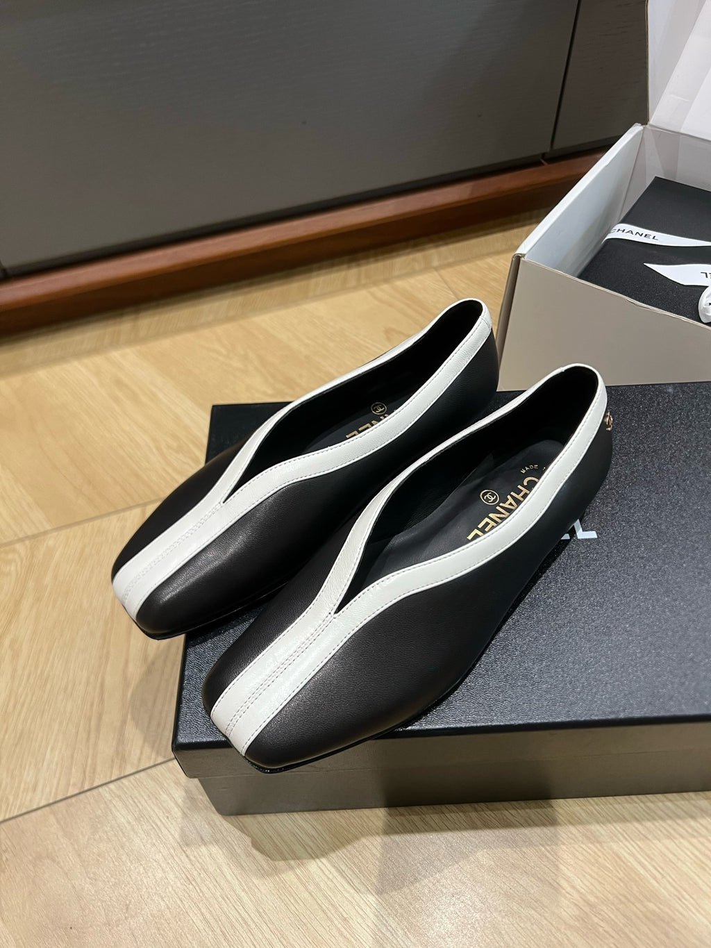 Lambskin & Patent Calfskin