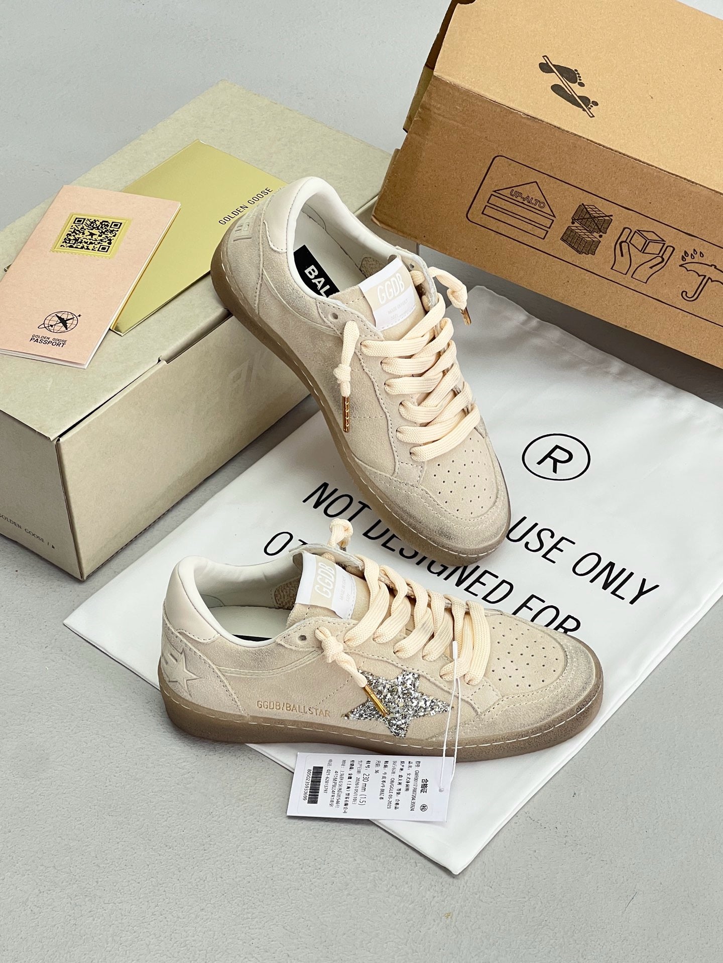 G.G Sneaker 106