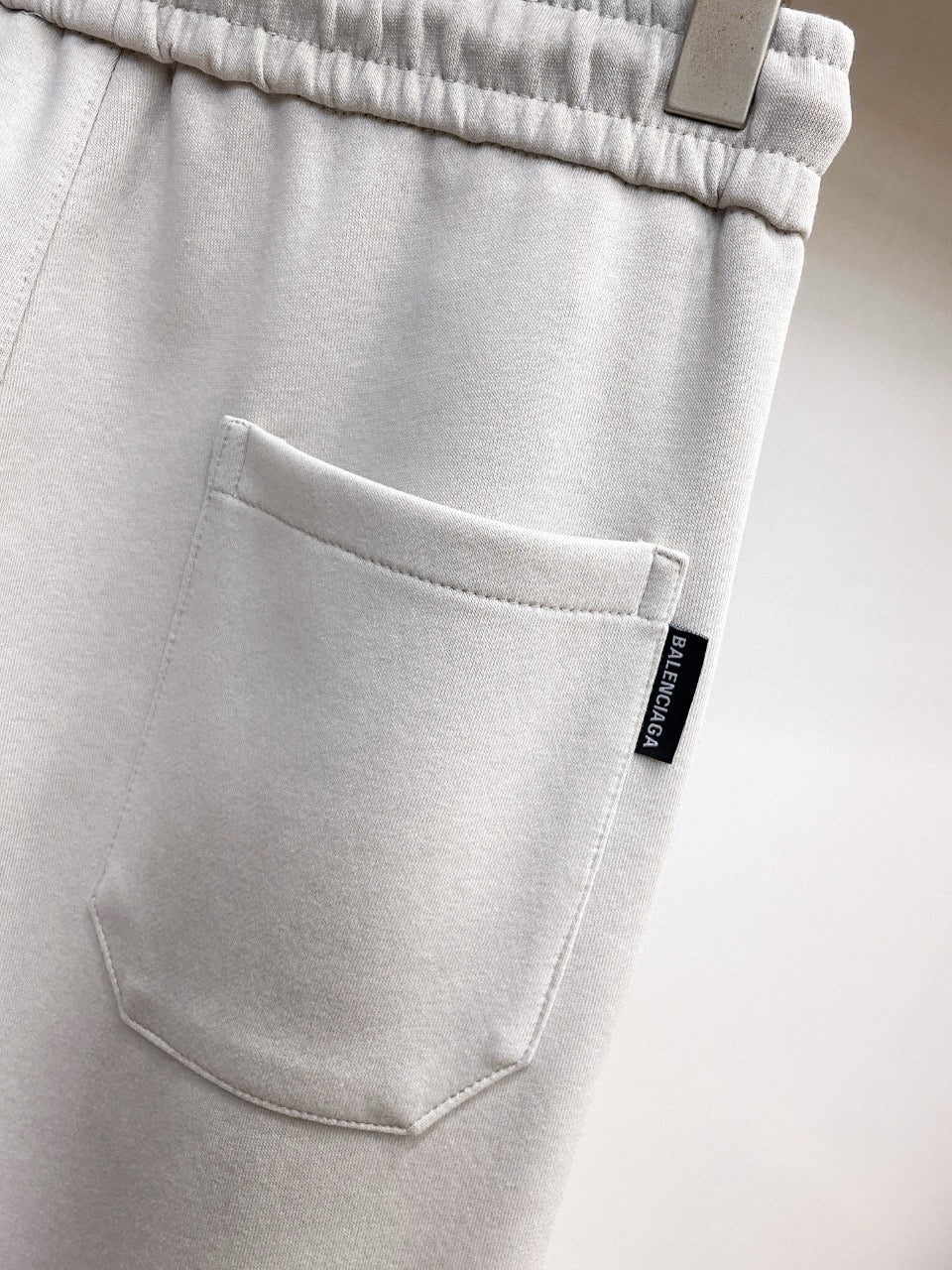 Sweatpant 102