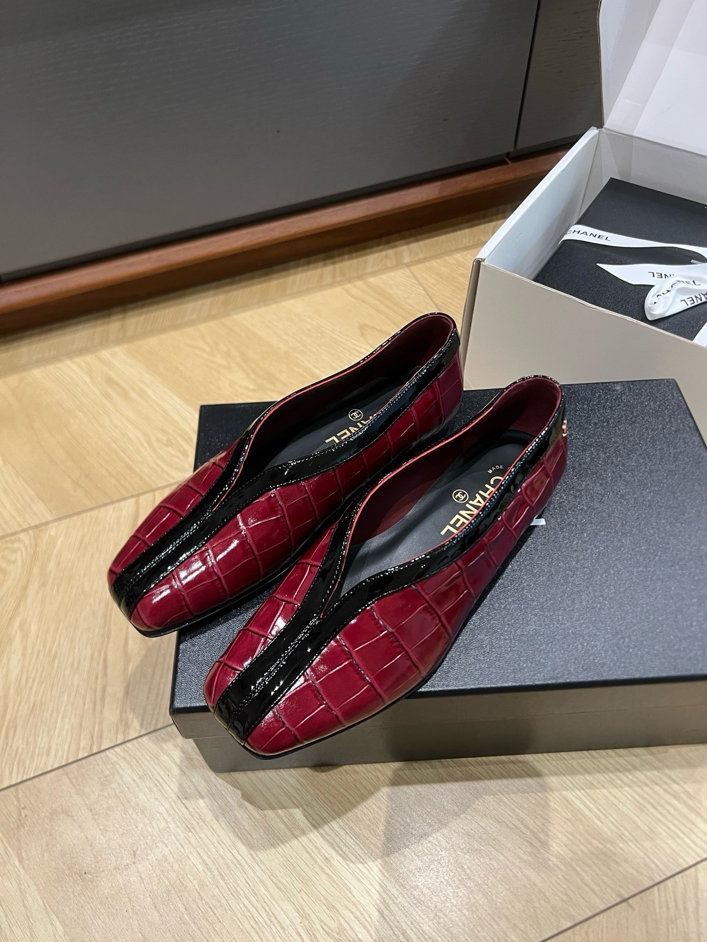 Lambskin & Patent Calfskin