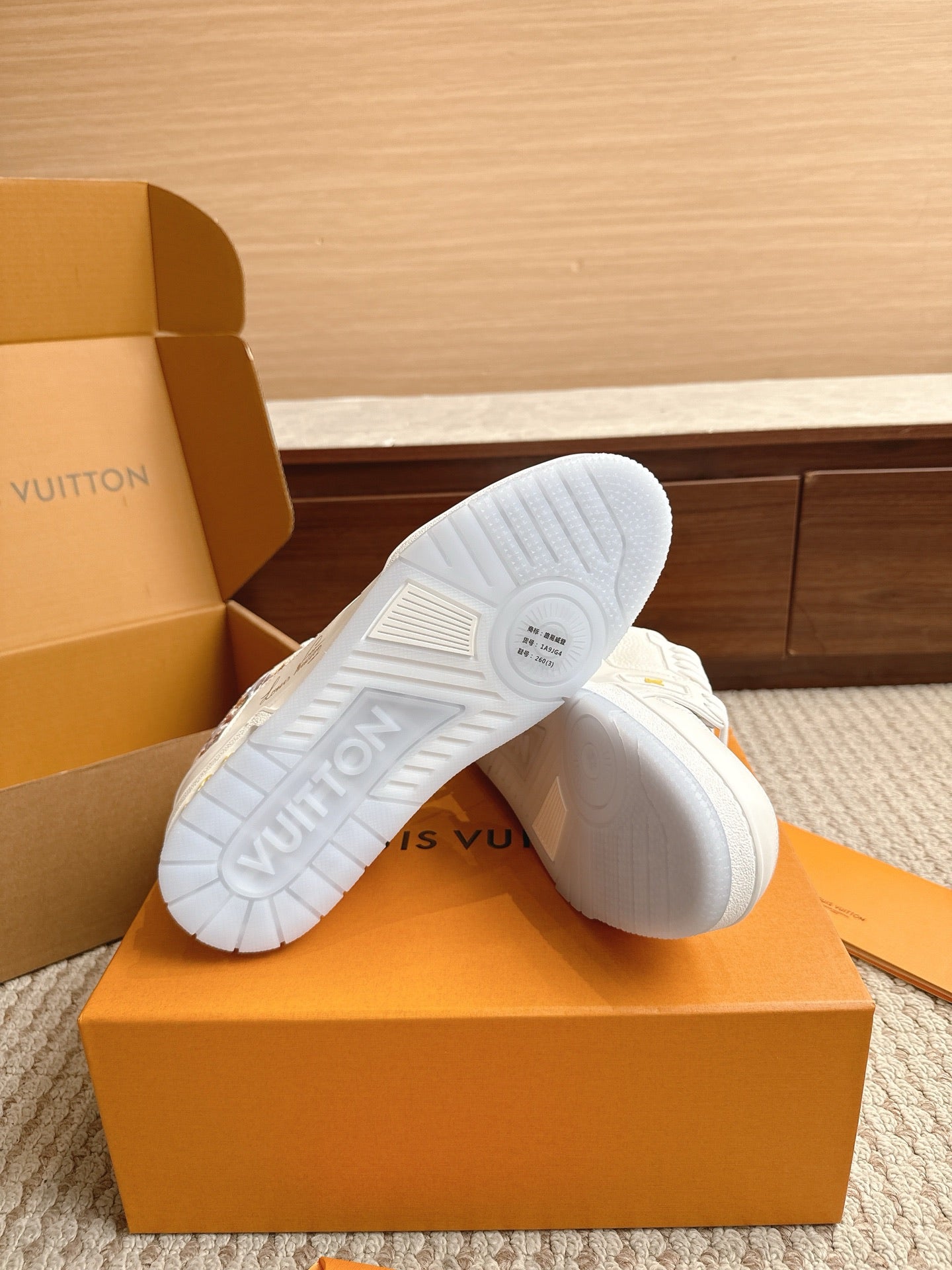 Trainer Sneaker 102