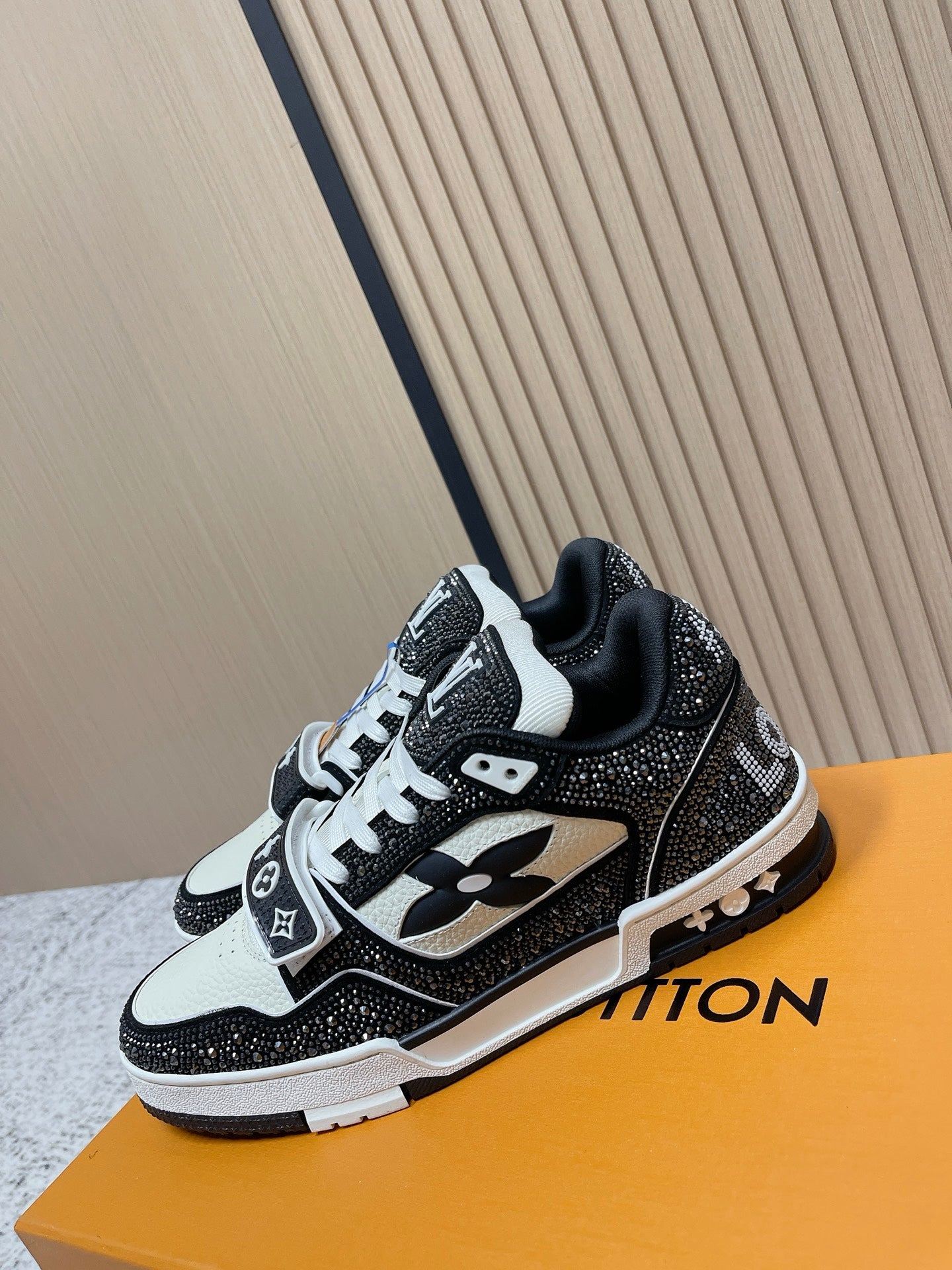 Trainer Sneaker 109