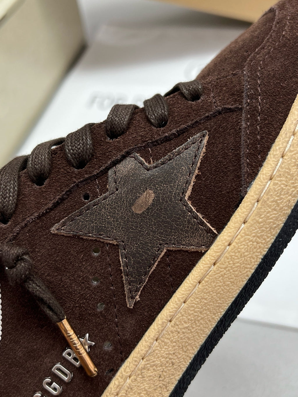 G.G Sneaker 109
