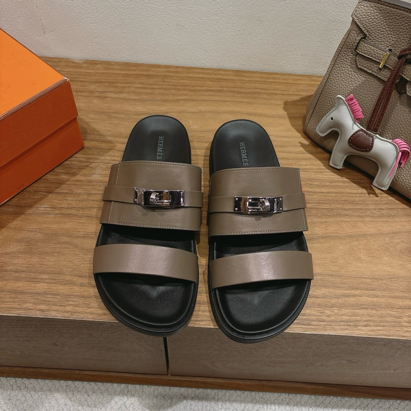 Leather Slipper