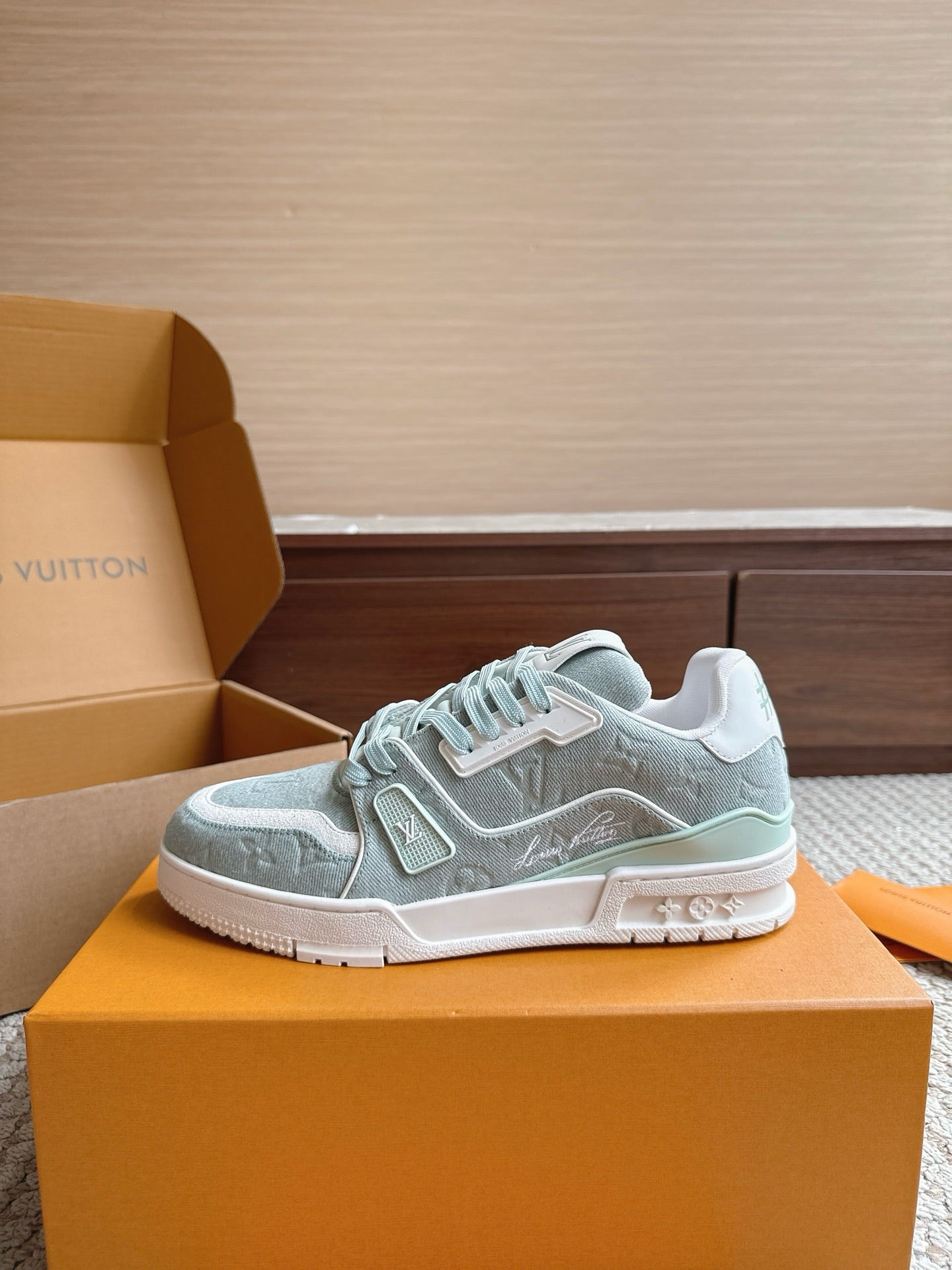 Trainer Sneaker 113