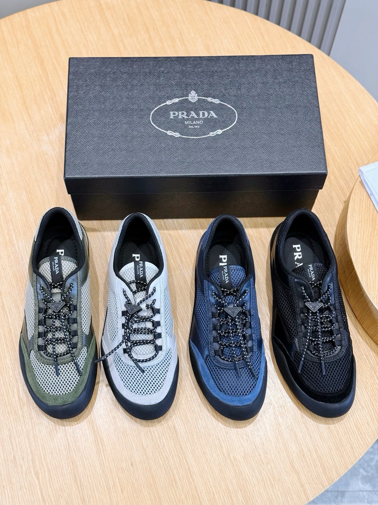 Sneaker 121