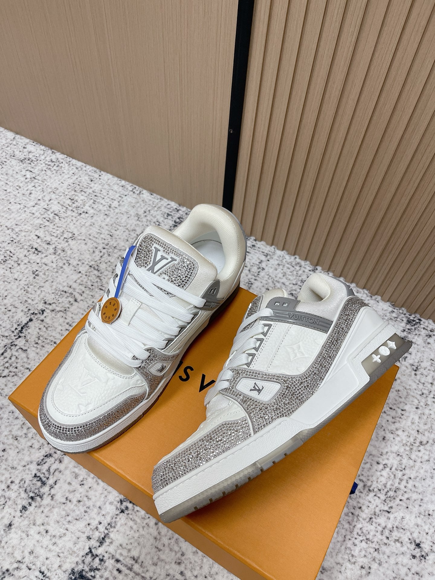 Trainer Sneaker 108