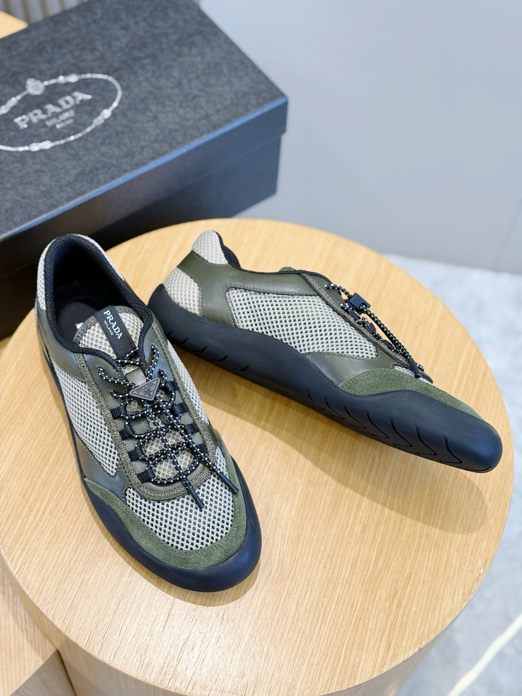 Sneaker 121