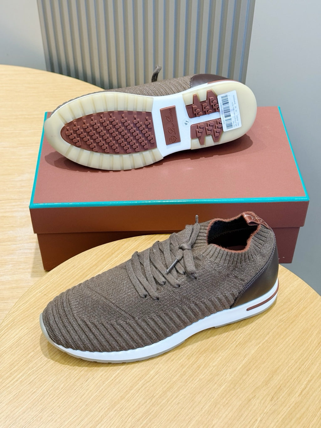 Flexy Walk Sneaker