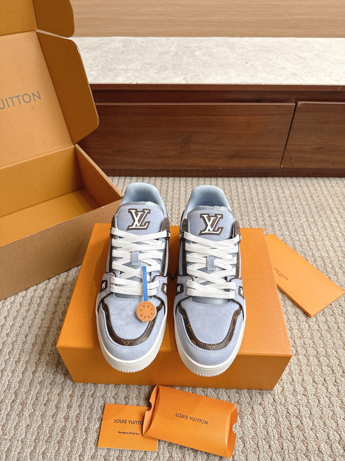 Trainer Sneaker 105
