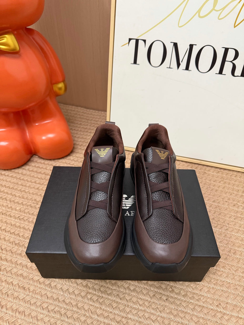 SUEDE TRIPLE STITCH™ MONTE SNEAKERS