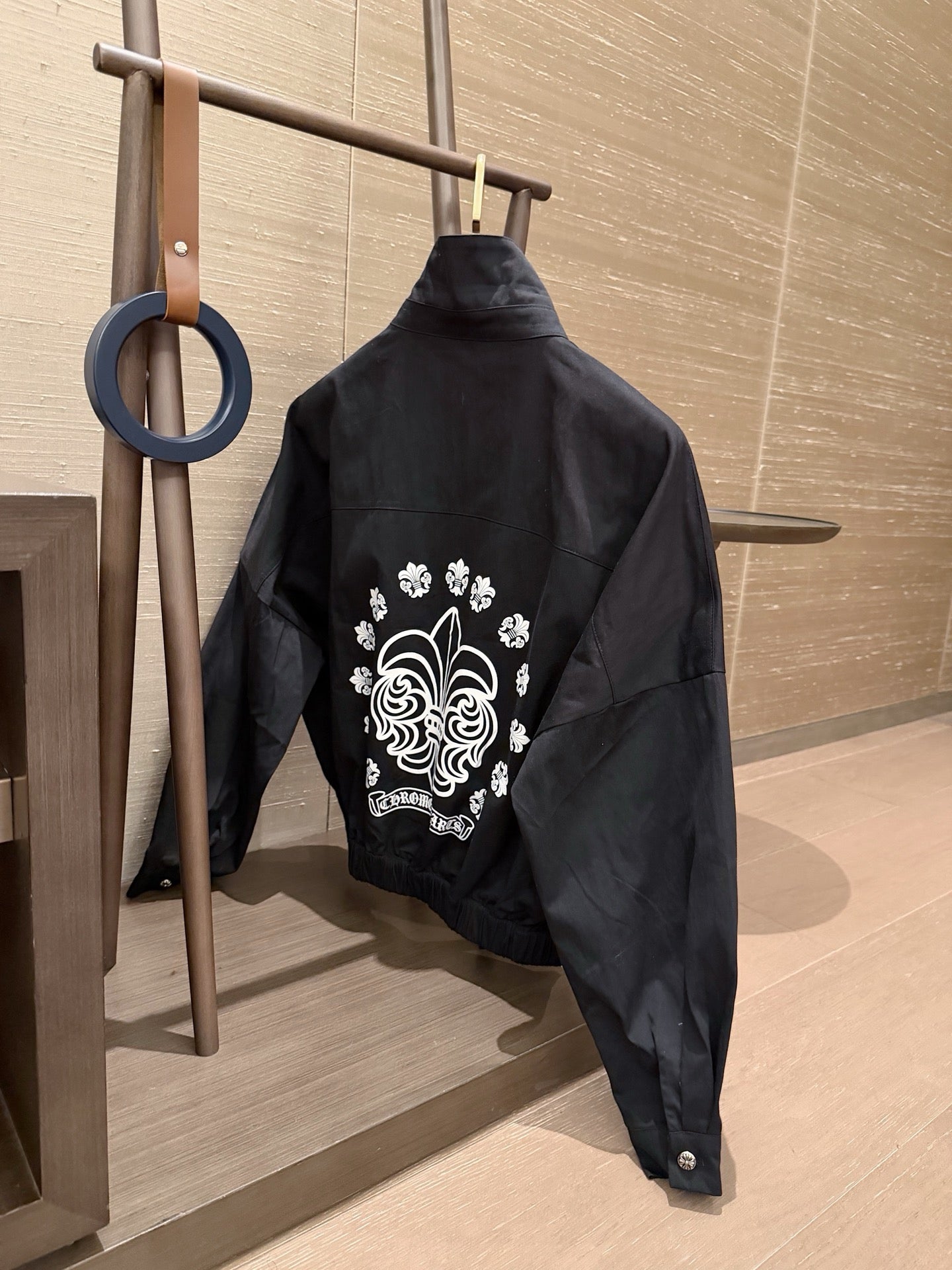 Embroidered Stand-Collar Jacket
