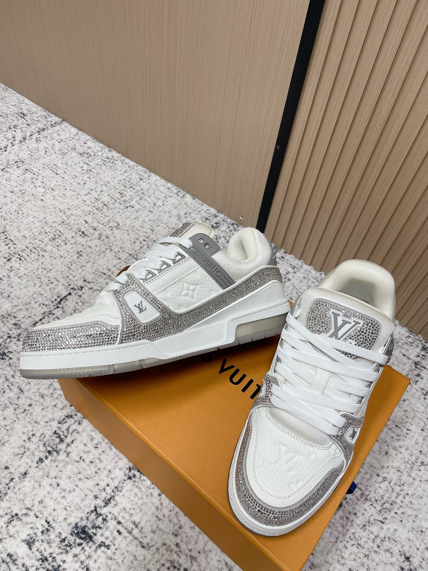 Trainer Sneaker 108