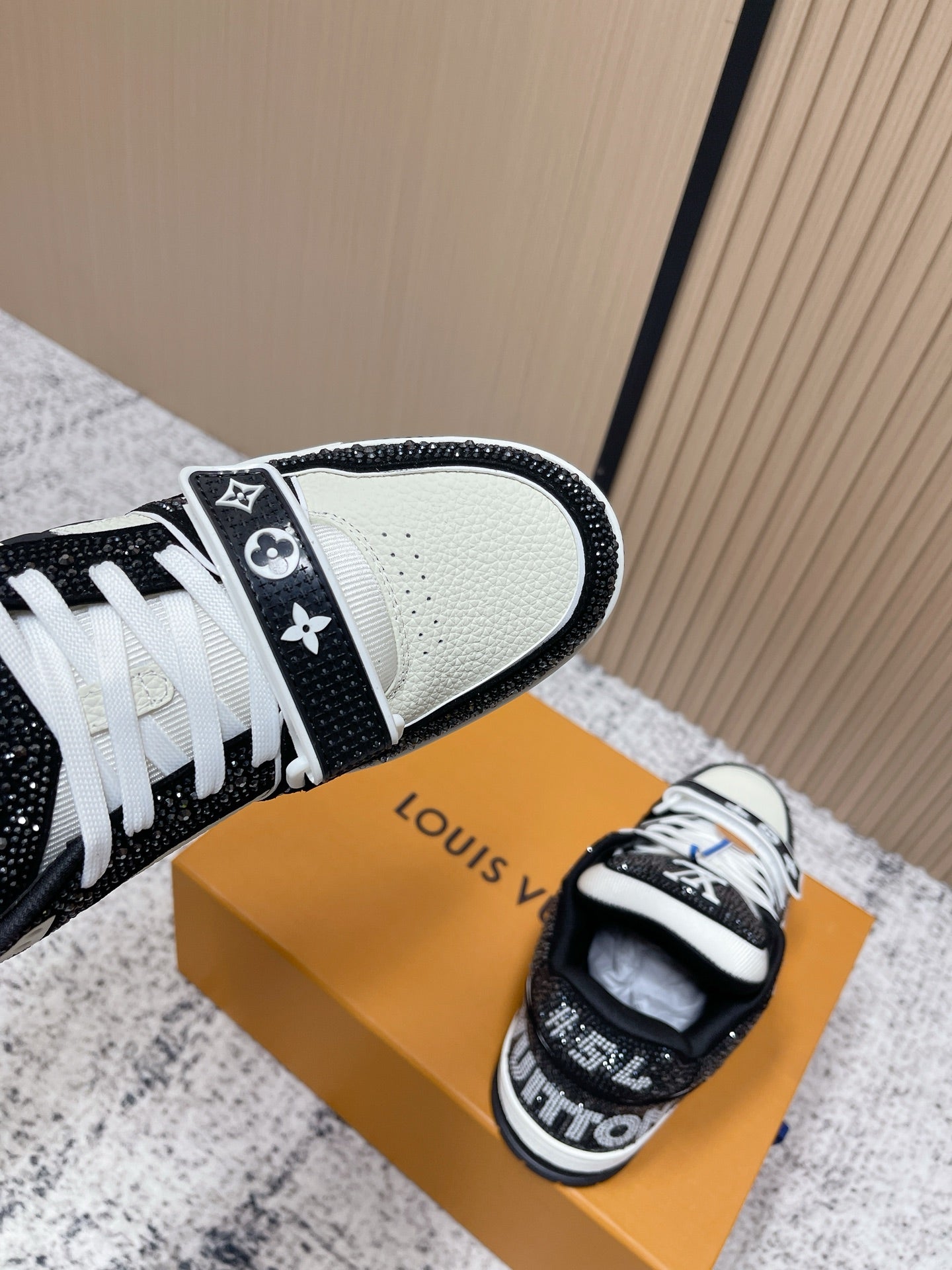 Trainer Sneaker 109