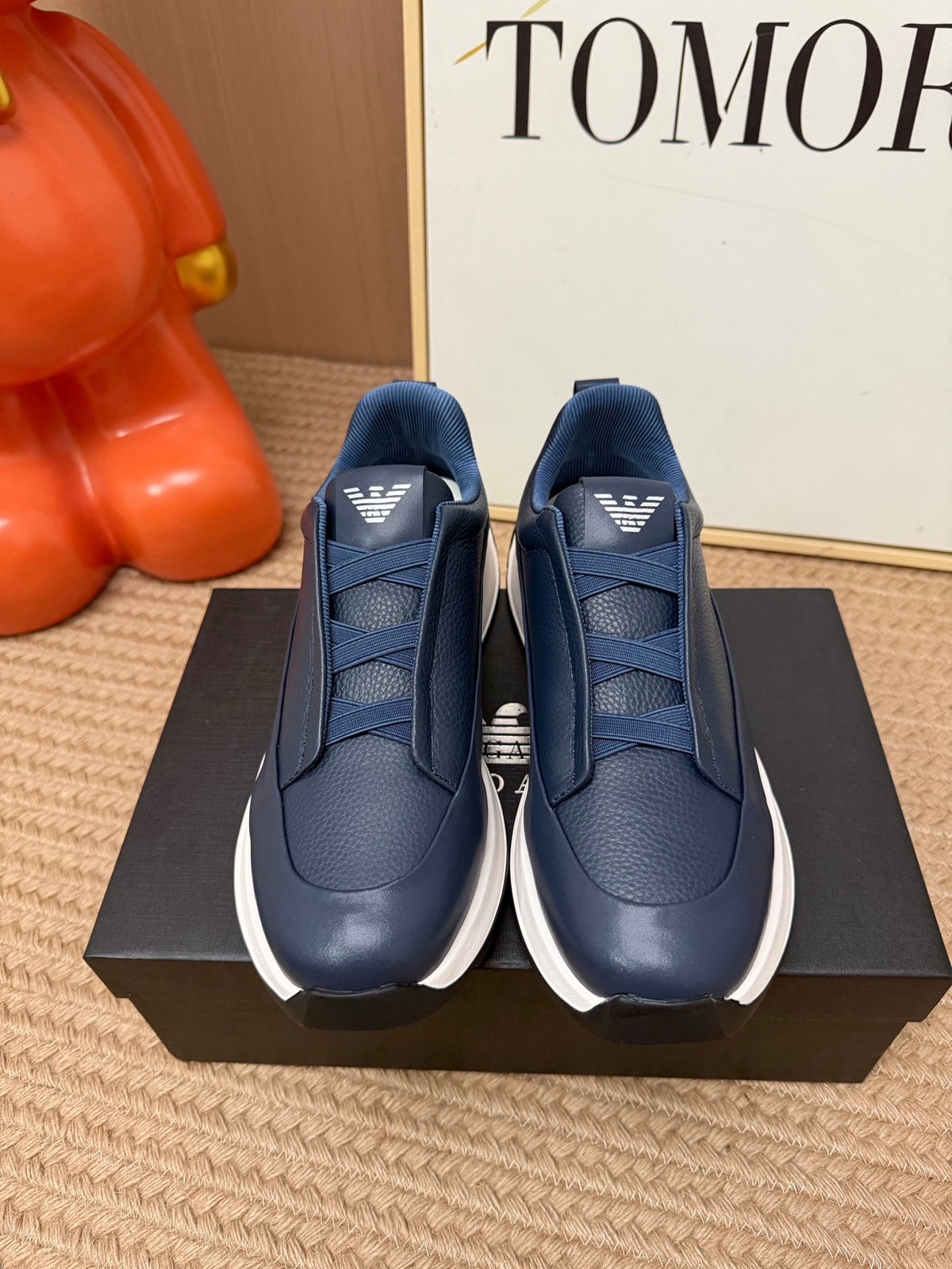 SUEDE TRIPLE STITCH™ MONTE SNEAKERS