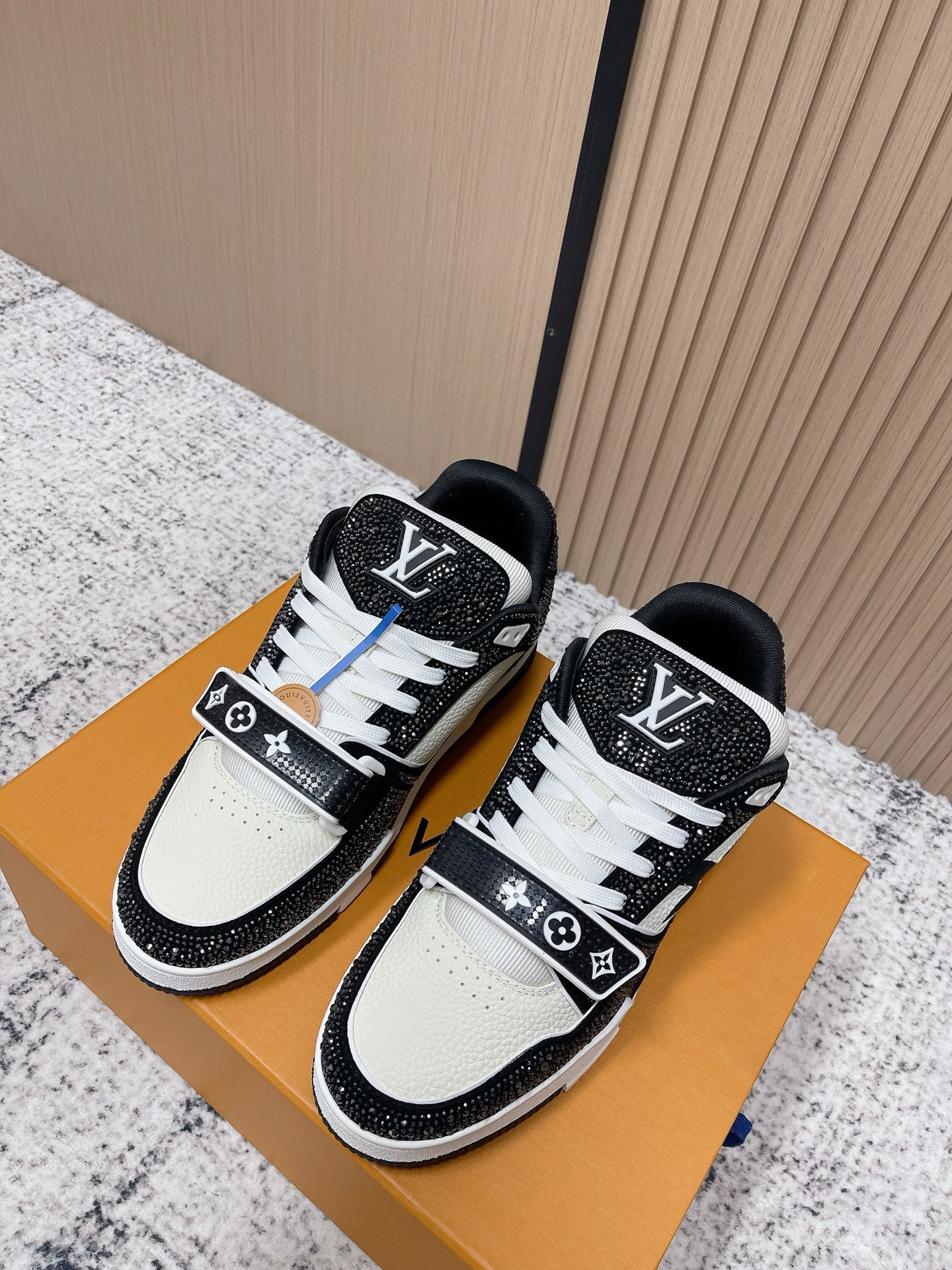 Trainer Sneaker 109