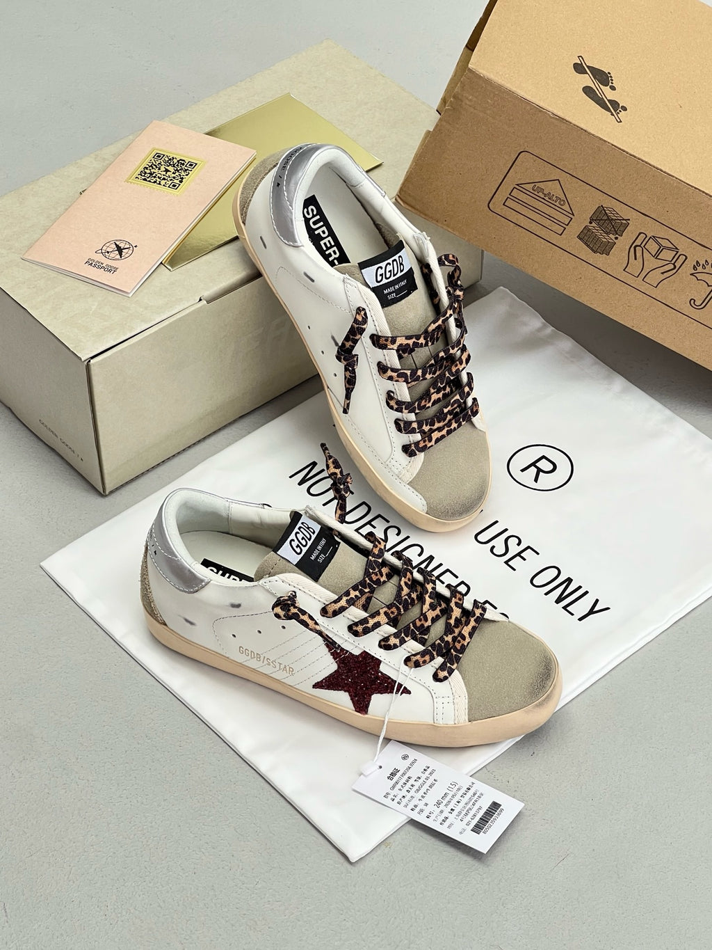G.G Sneaker 104