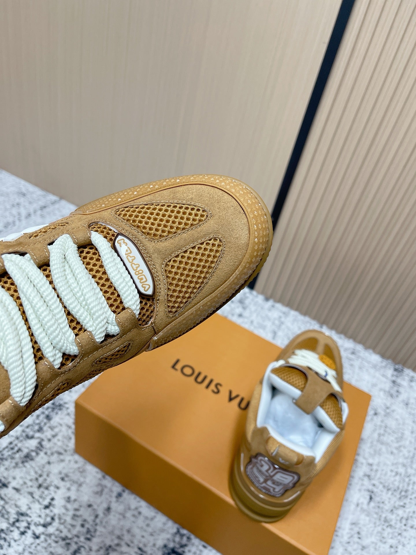 Trainer Sneaker 110