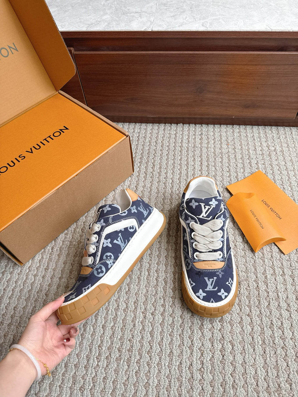 Trainer Sneaker 107