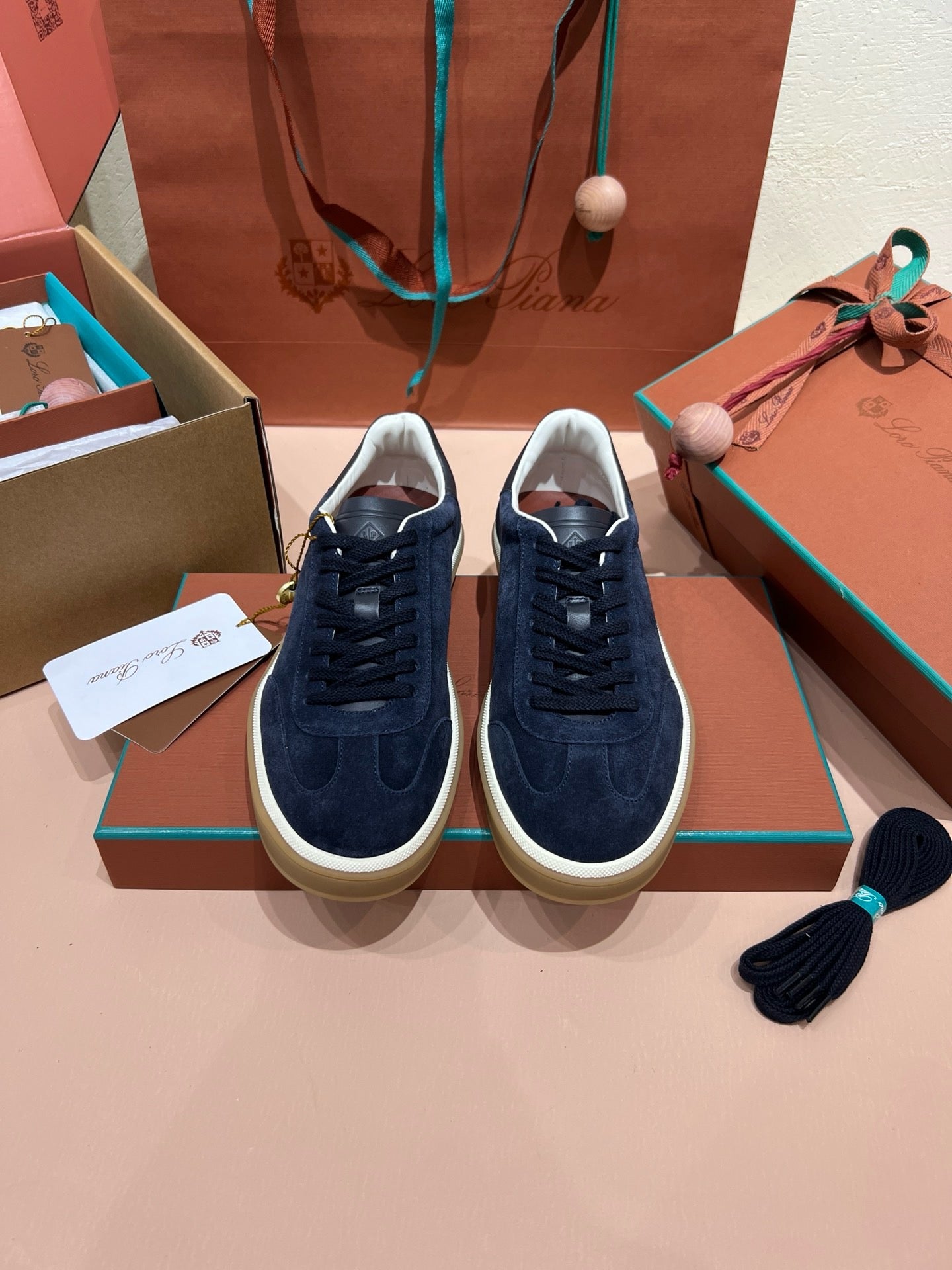 Tennis Walk shoe