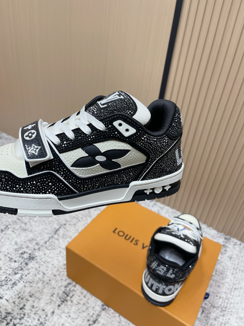 Trainer Sneaker 109